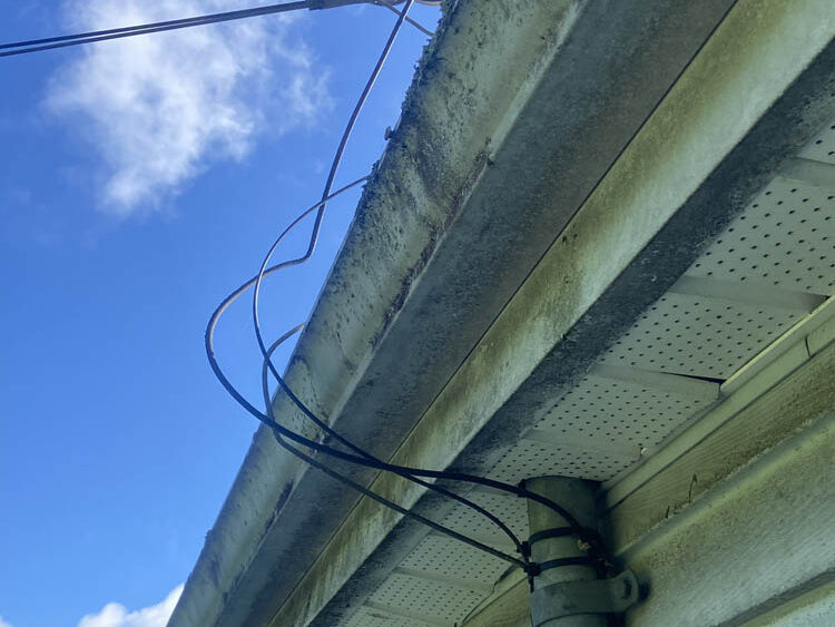 gutter-cleaning-buck gutter-cleaning-buck